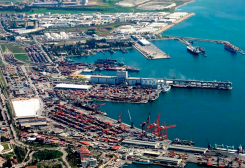 Türkmenistan Gara deňzinde ýük terminalyny döretmek boýunça gepleşikleri geçirýär