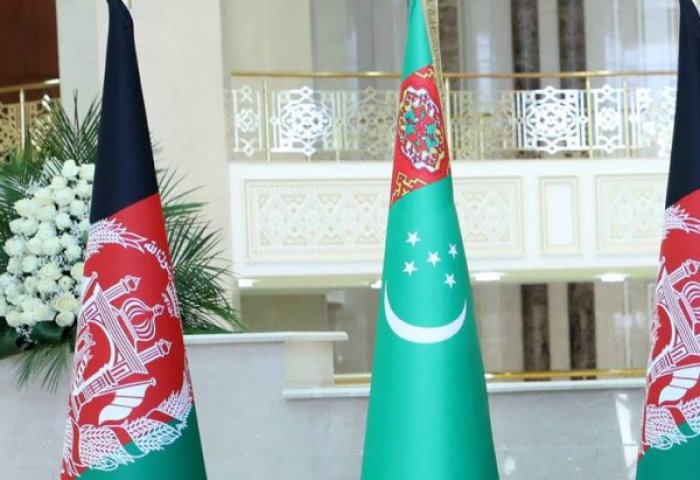 Turkmen and Afghan Presidents Ink Strategic Partnership Agreement