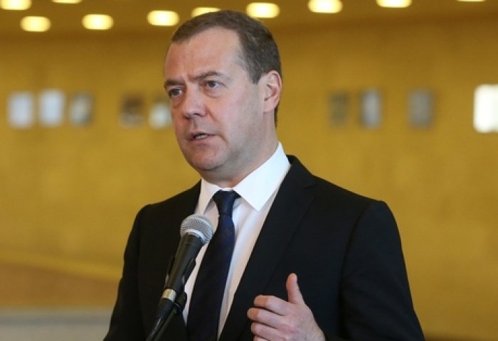 Russian PM Medvedev Arrives in Turkmenistan for CEF