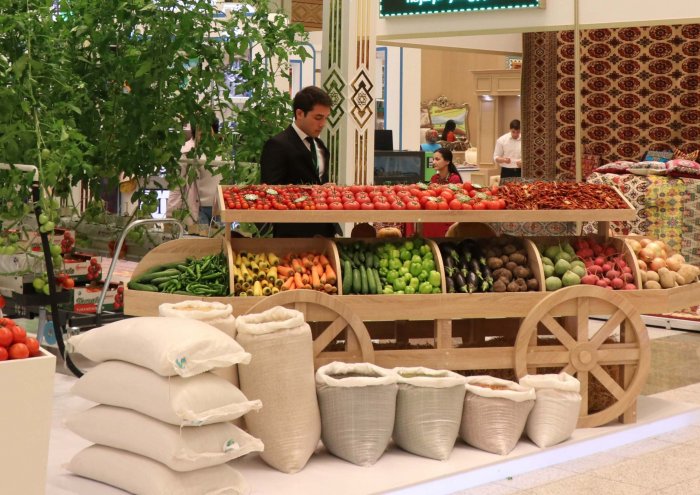 Türkmenistan özüni oba hojalyk önümleri bilen üpjün eder