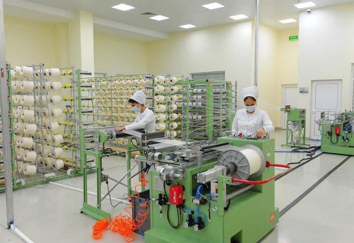 Köneürgenç pamuk iplik fabrikası iplik üretimini arttırıyor