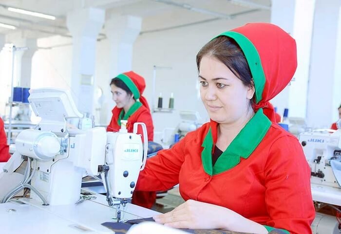 Çeper Sewing Factory Produces Garments Worth Over 5.3 Million Manats