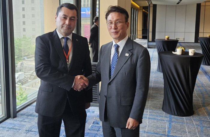 Turkmen Ambassador Meets with New Prime Minister of Korea