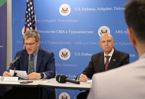 ABD’li üst düzey diplomat: Türkmenistan-ABD ilişkileri birçok alanda gelişiyor