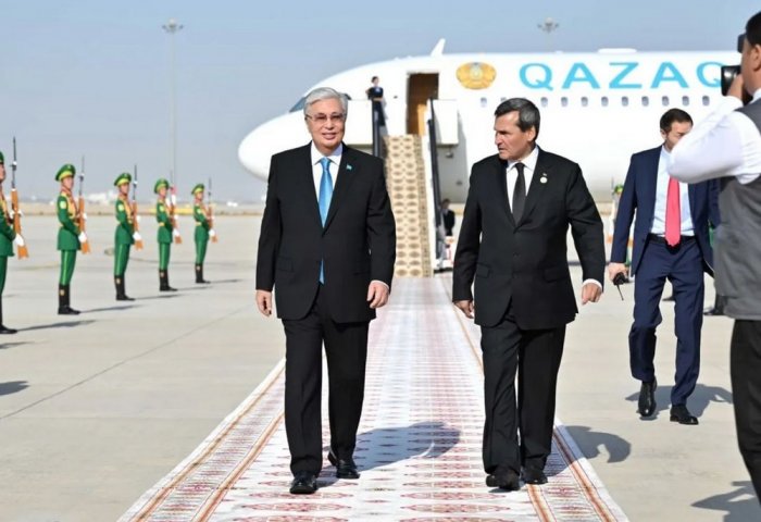 Kazakhstan’s President Kassym-Jomart Tokayev Arrives in Ashgabat