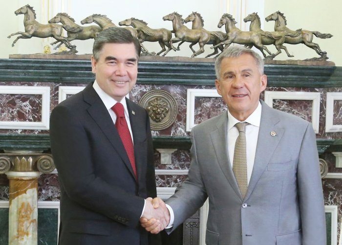 Kazanda Türkmenistanyň we Tatarystanyň Prezidentleri gepleşik geçirdiler