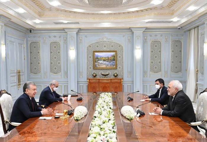 Обсудили развитие транспортного коридора Узбекистан-Туркменистан-Иран-Оман
