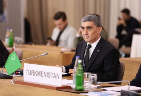 Türkmenistan: Hazar deňziniň portlaryny ulanyp ýük daşamak ulgamyny döretmek zerur