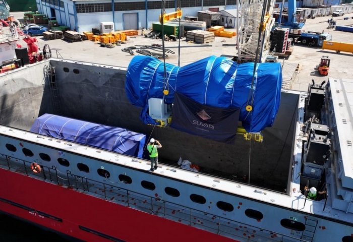 "Suvari Shipping" kompaniýasy agyr senagat enjamlaryny Türkmenbaşy deňiz portuna getirdi "Suvari Shipping" kompaniýasy agyr senagat enjamlaryny Türkmenbaşy deňiz portuna getirdi