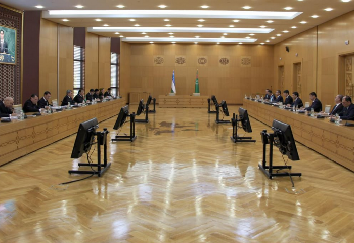 Türkmen-özbek syýasy geňeşmelerinde hyzmatdaşlygyň täze ugurlary kesgitlenildi