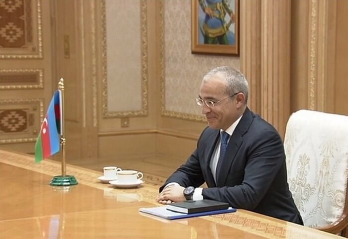 Turkmen President Meets Economy Minister of Azerbaijan in Ashgabat