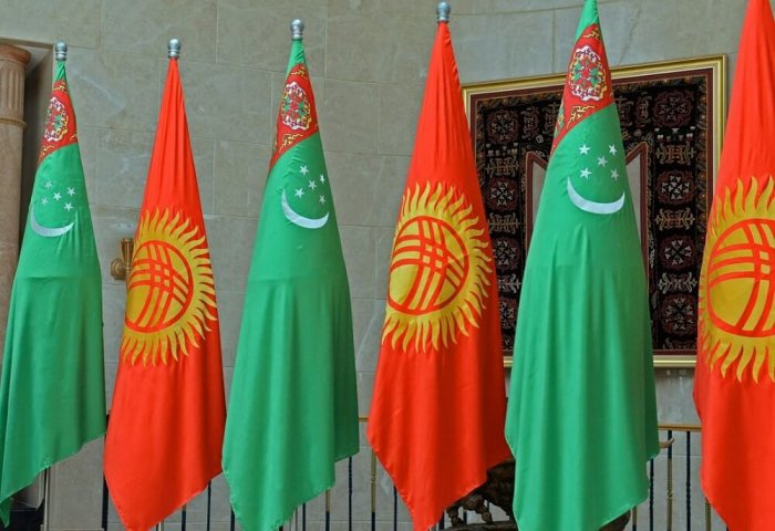 Ashgabat, Bishkek Discuss Promising Projects in Oil and Gas Sector