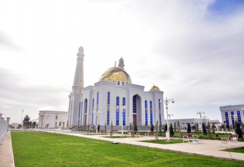 Türkmenistanda Mukaddes Oraza baýramy bellenilýär
