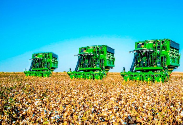 John Deere to Deliver 600 Cotton Harvesters to Turkmenistan