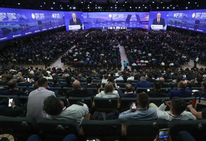 17 Thousand Representatives from 75 Countries Attended the St.Petersburg Forum