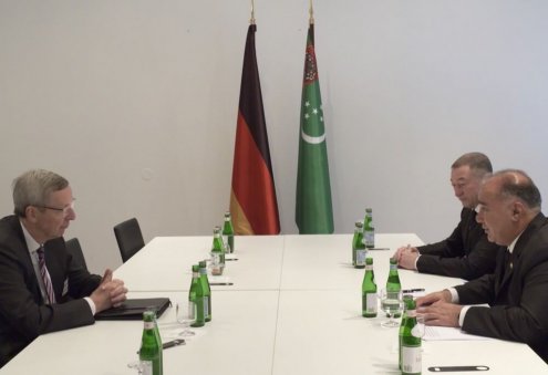 Berlin'de Türkmenistan-Almanya İş Forumu düzenlendi