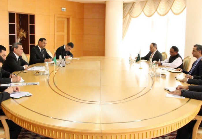 Turkmenistan, Pakistan Discuss Transport and Logistics Partnership