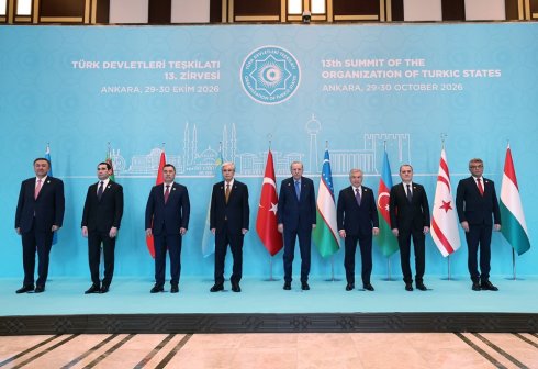 Turkmen President Attends 13th Summit of OTS