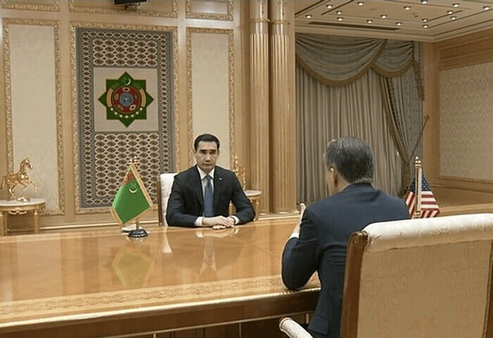Türkmenistan Devlet Başkanı, Türkmenistan-ABD İş Konseyi İcra Direktörü’nü kabul etti
