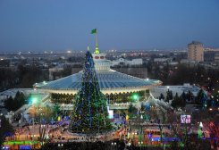 В Туркменистане стартует подготовка к новогодним торжествам