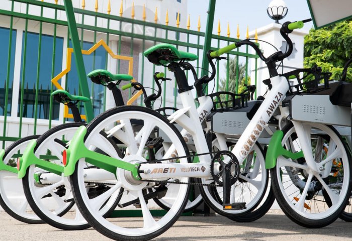 Türkmenistan’da bisiklet yolları ve durakları inşa edilecek
