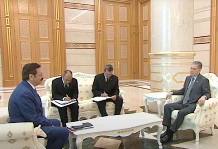 Chairman of Turkish Union of Chambers, Commodity Exchanges Visits Turkmenistan