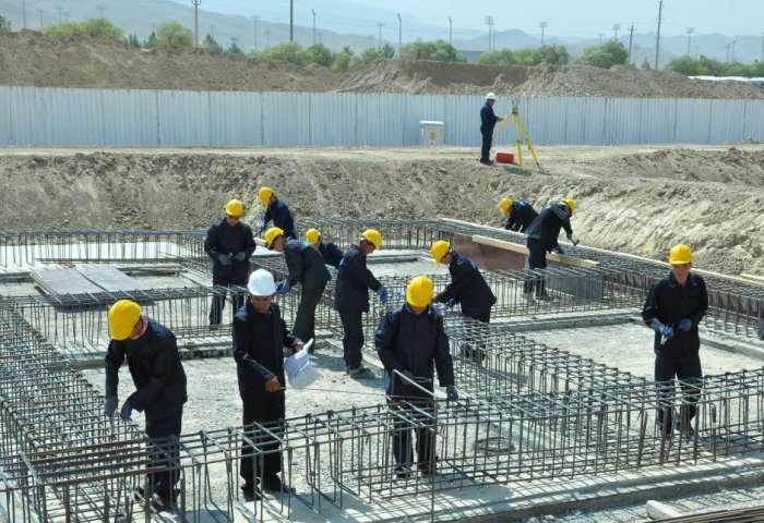 Ajaýyp Gurluşyk Continues Construction of New Medical Facilities in Dashoguz