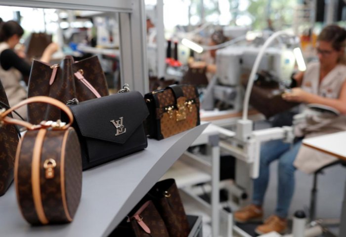 «Louis Vuitton» примет на работу 1500 новых специалистов