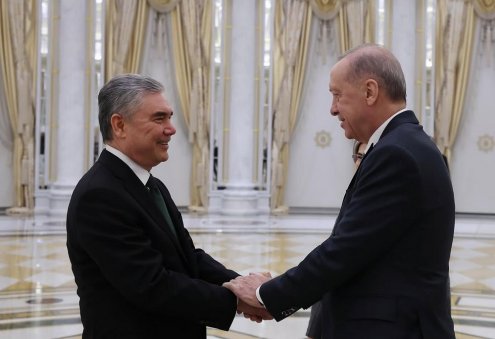 Гурбангулы Бердымухамедов встретился с Эрдоганом в Ашхабаде