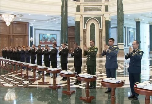 Президент Туркменистана награждён юбилейной медалью к 30-летию постоянного Нейтралитета страны