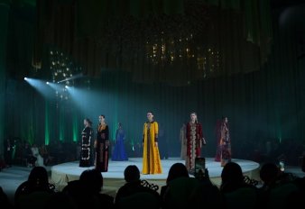 Ashgabat Fashion Show Unites Turkmen Traditions With Contemporary Fashion