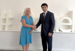 Türkmenistan Benilýuks bilen diplomatik pasportlar boýunça wiza ýeňilligini maslahatlaşdy