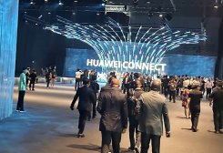 Türkmenistanyň Bilim ministrliginiň wekilleri "Huawei Connect 2024" halkara sergisine gatnaşýarlar