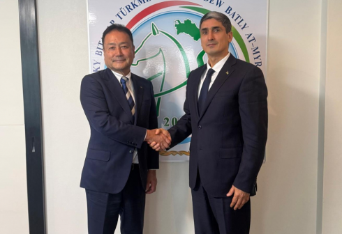 Turkmen Ambassador Meets New ROTOBO Japanese Business Association President