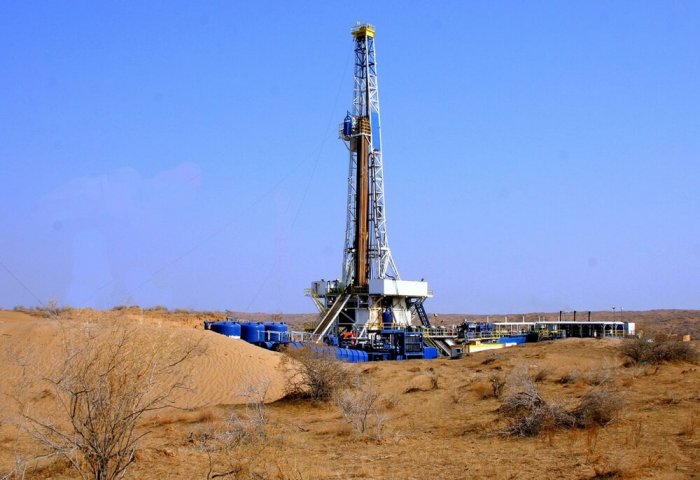 Türkmennebit petrol üretimini artırıyor