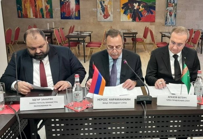 Туркменистан и Армения обсудили расширение делового сотрудничества в Ереване