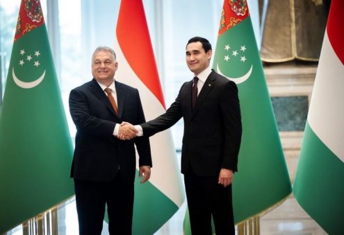 Türkmenistan-Macaristan görüşmelerinin sonuçlarına ilişkin çok sayıda belge imzalandı