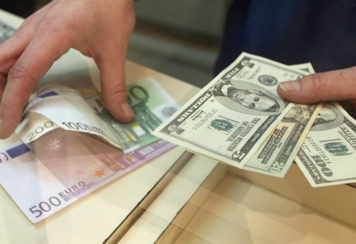 Euro Hits US Dollar Parity