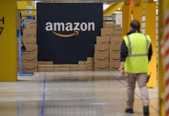 Türkmenpoçta Plans Delivery of Amazon, eBay, Wildberries Orders to Turkmenistan