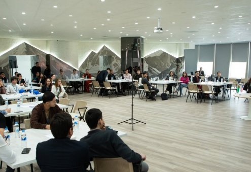 USAID, School of Entrepreneurs Launch Free Courses for Turkmenistan's Youth