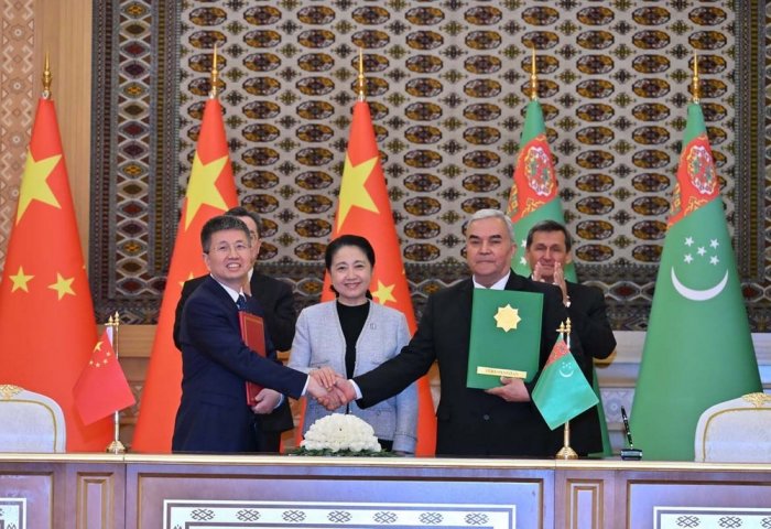 Türkmenistan bilen Hytaý ikitaraplaýyn resminamalaryň birnäçesine gol çekdi