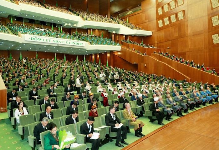 Aşkabat'ta Bağımsızlığın 30. Yıldönümü münasebetiyle Halk Meclisi toplantısı gerçekleştirildi