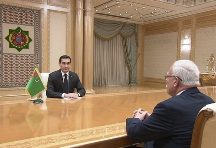 Mahmoud Abbas Invites Turkmen President Serdar Berdimuhamedov to Visit Palestine