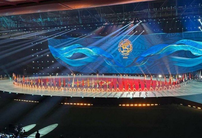 Gurbanguly Berdimuhamedov Attends Opening Ceremony of World Nomad Games