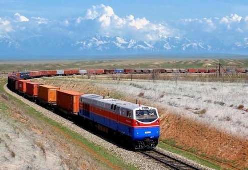 Контейнерный поезд из Индии в Казахстан пройдет через Туркменистан 