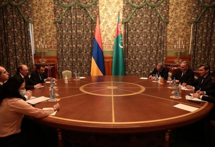 Turkmen Foreign Minister Meredov Holds Talks With His Armenian Counterpart