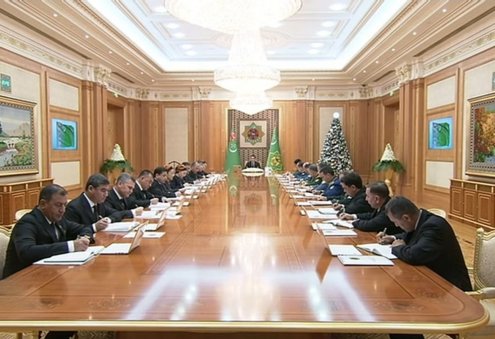 Президент Сердар Бердымухамедов утвердил девиз и эмблему 2026 года