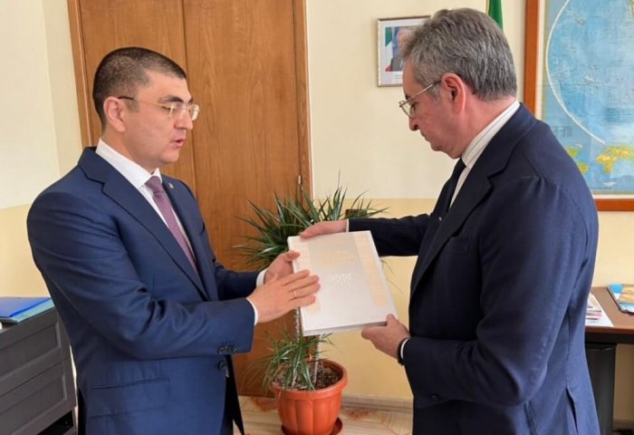 Turkmen Envoy Discusses Prospects For Turkmenistan-Italy Business Cooperation in Naples