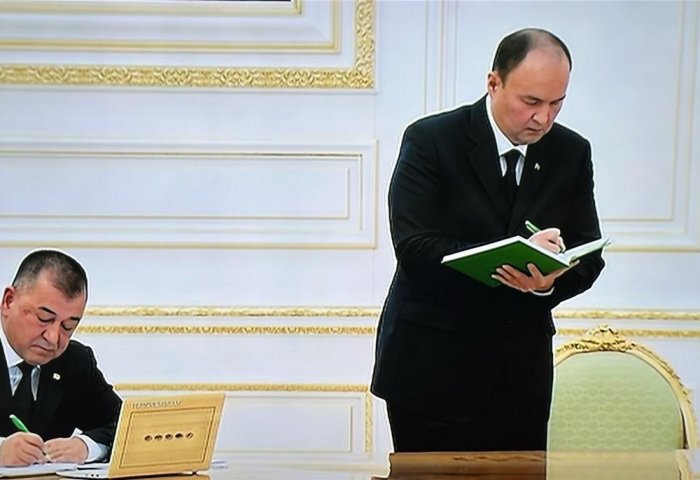 Türkmenistanyň Prezidenti ýurduň nebitgaz pudagyna täze ýolbaşçylary belledi