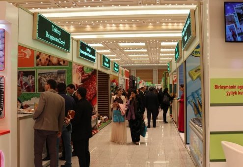 What are the obligations of entrepreneur in Turkmenistan?
